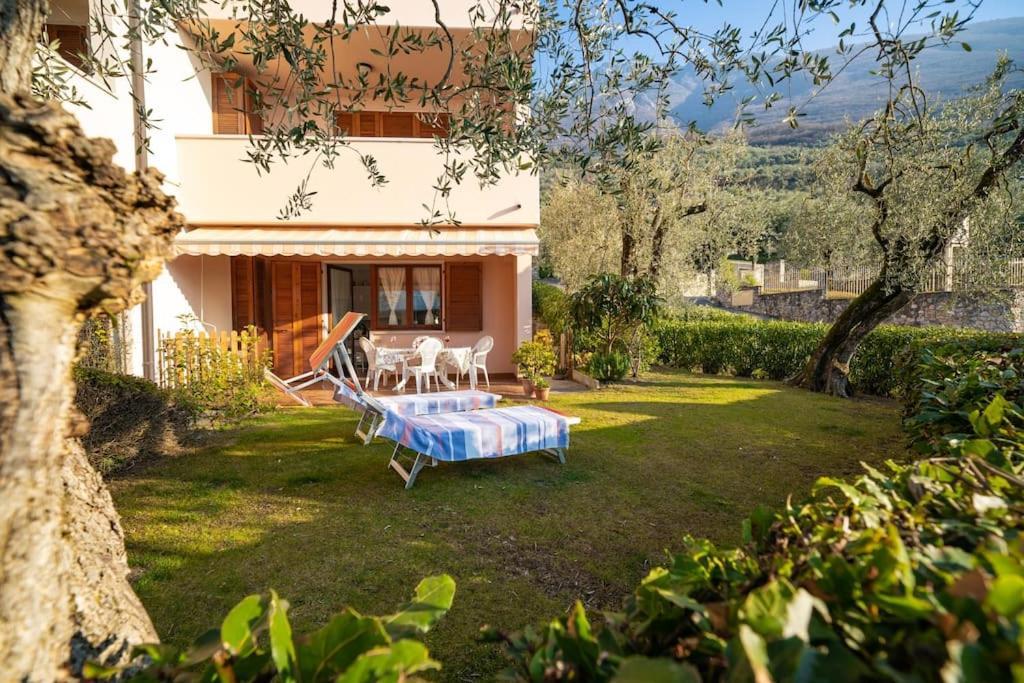 Ulivi Beth'S House Apartment Brenzone sul Garda Exterior foto