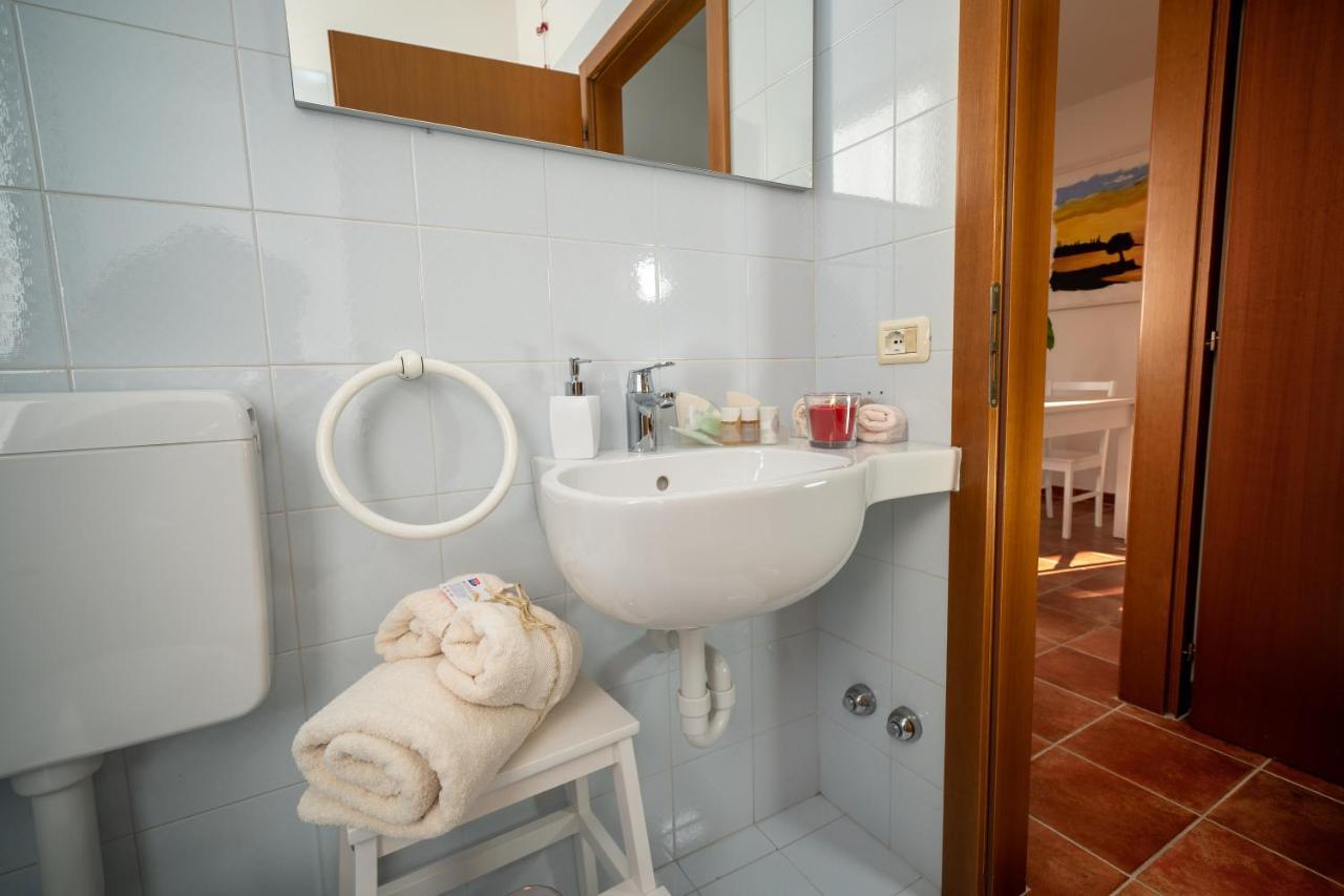 Ulivi Beth'S House Apartment Brenzone sul Garda Exterior foto