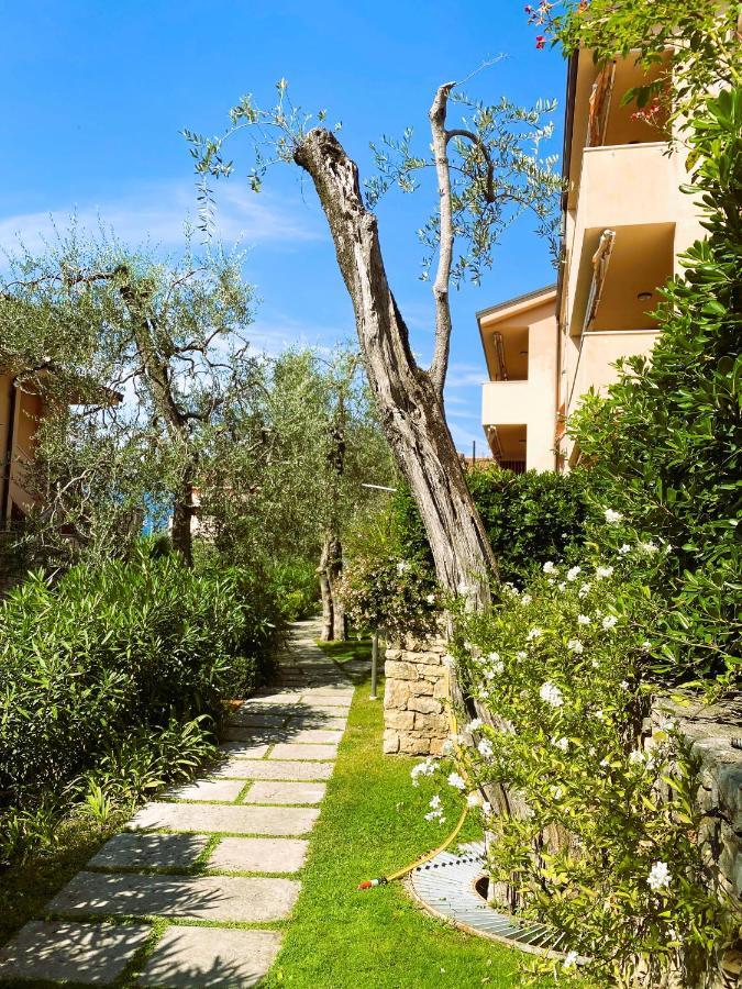 Ulivi Beth'S House Apartment Brenzone sul Garda Exterior foto